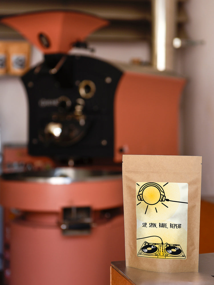 Coffee Breaks by DJ Antenna x Nomonym (Honduras)